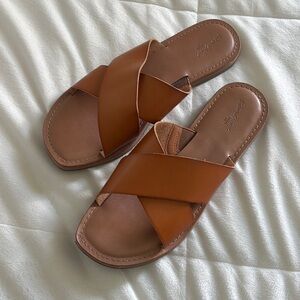Universal Thread Brown Cross-Strap Sandals
